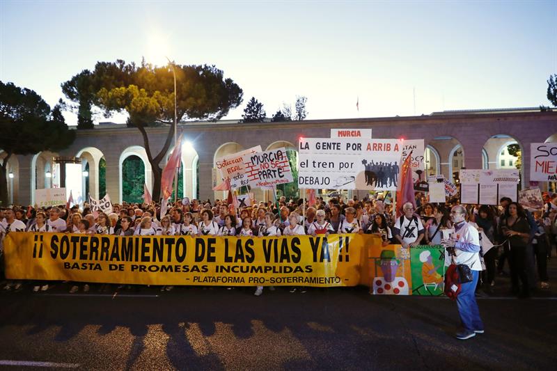  Eurochamber membela yang mengubur AVE di Murcia "adalah satu-satunya pilihan"