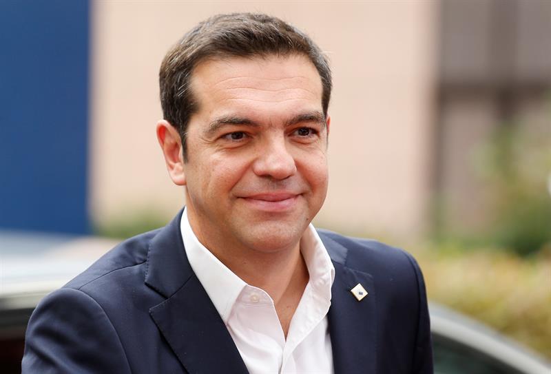  Tsipras akan mendistribusikan 1.400 juta euro dari surplus fiskal di antara populasi