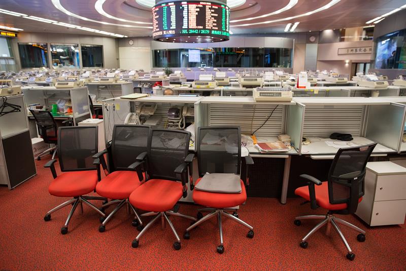  Bursa Hong Kong dibuka dengan sedikit penurunan sebesar 0,07 persen