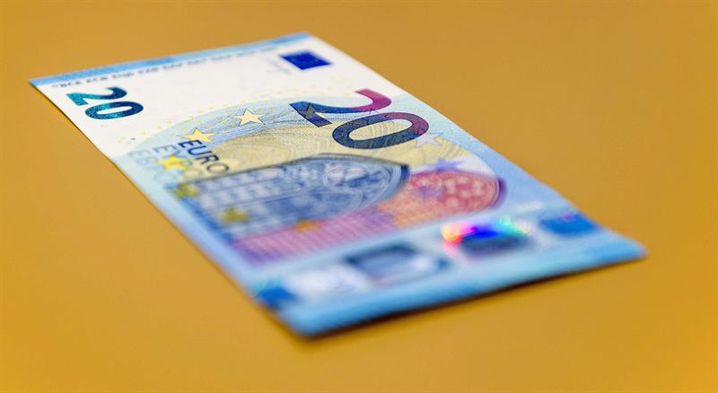  Euro naik ke $ 1,1828